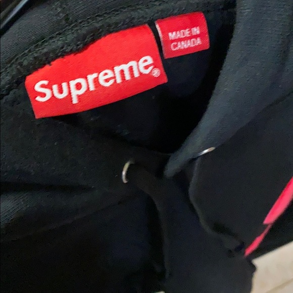SUPREME HOODIE - Picture 4 of 5